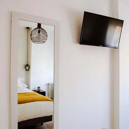 Apartamento Centrico Parking Gratuito דירה